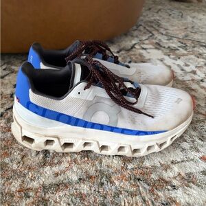 Cloud Monster Men's Max
Running Frost Cobalt Blue Size 11 Helion Cloudtec